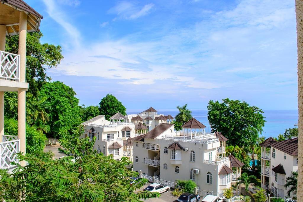 Sky Castles Apt H6 Ocho Rios Exteriér fotografie