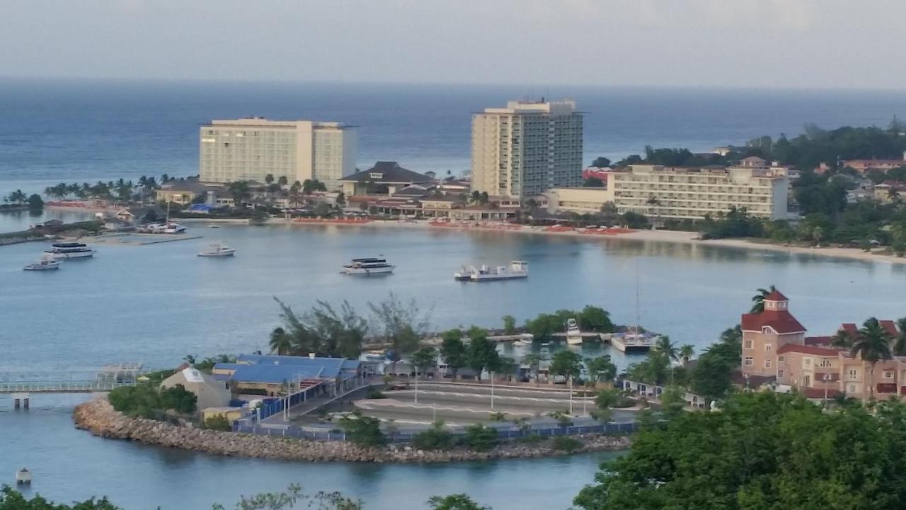 Sky Castles Apt H6 Ocho Rios Exteriér fotografie